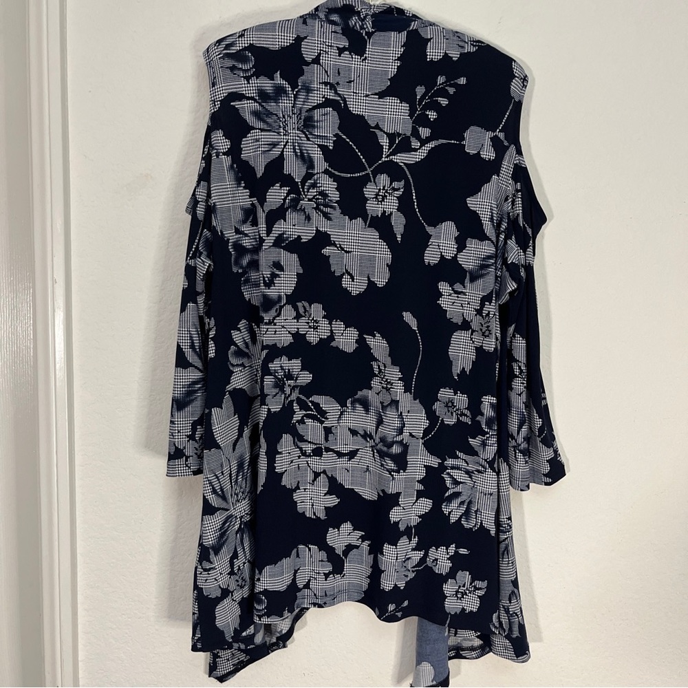Susan Graver Blue Cardigan Navy Plaid Floral Cold Shoulder Flowy QVC Plus Sz 1X - Picture 4 of 10